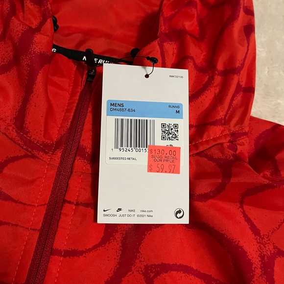Nike Running Full Zip Red Wild Run Windbreaker Hooded Jacket - Picture 5 of 7